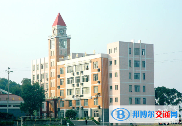 重庆航天职业技术学院是几专
