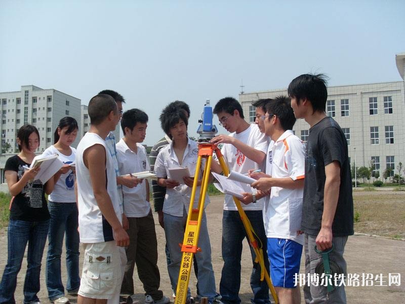 广安世纪铁路职业技术学校有哪些专业