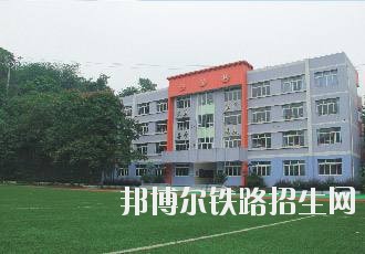 重庆机电铁路工程技工学校有哪些专业