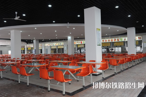 重庆公共铁路运输职业学院宿舍条件