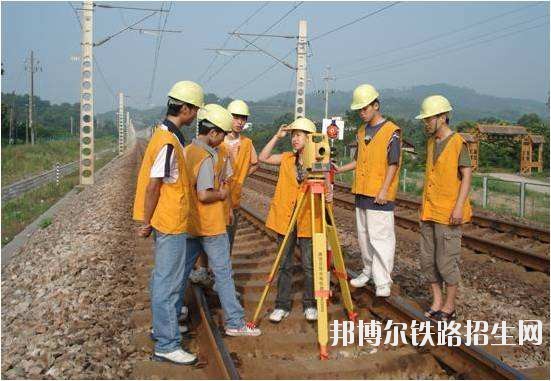 四川初中生可以读铁道工程技术吗